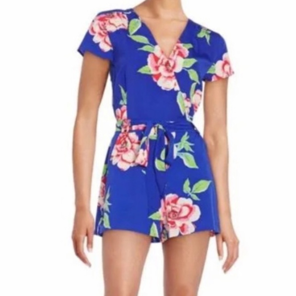 Yumi Kim Paradise Romper size Small